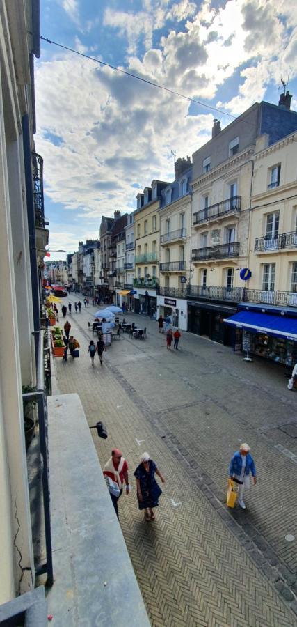 Les Balcons De Dieppe - Appartement 1Er Etage - Certifie 3 Etoiles Au Coeur De La Rue Pietonne Exterior photo